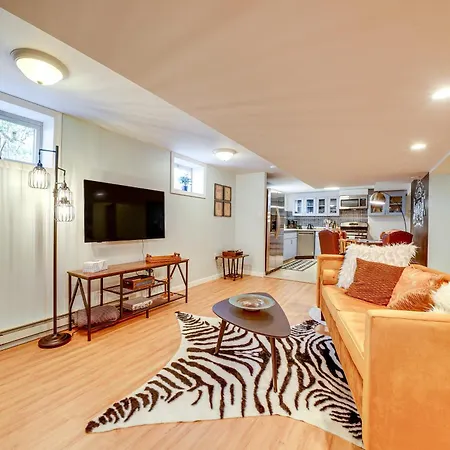 Pittsburgh Couples Retreat About 2 Mi To Downtown! Apartment